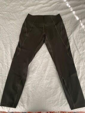 Women’s High-Waist Olive Leggings
